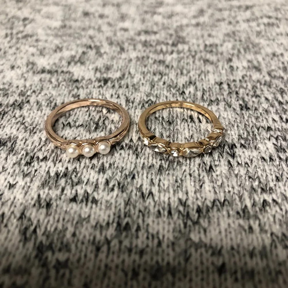 Gold Plated Pearl & Cubic Zirconia Rings Set of 2 - Picture 3 of 7